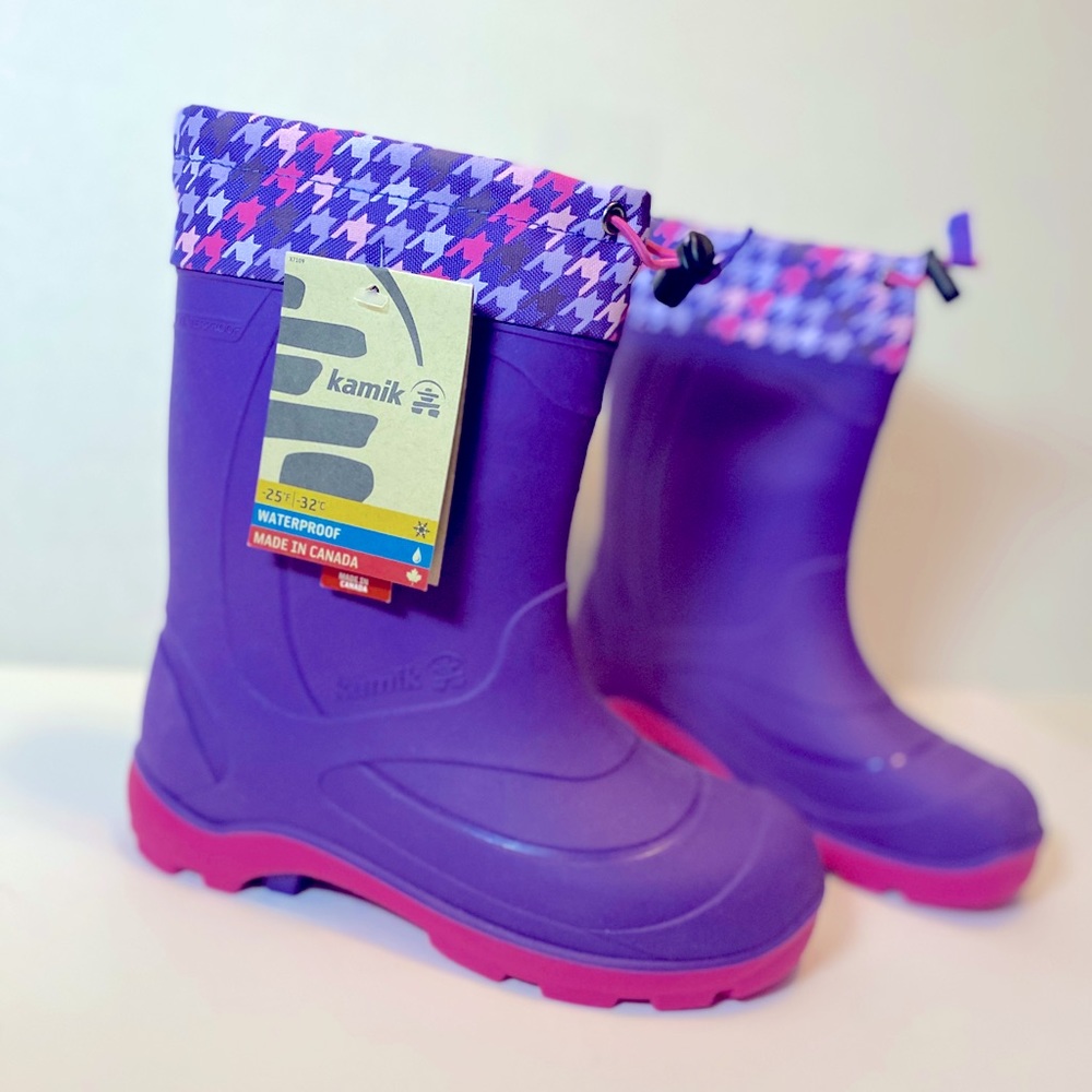 Girls Kamik size 5 Waterproof Lined Rain Boots